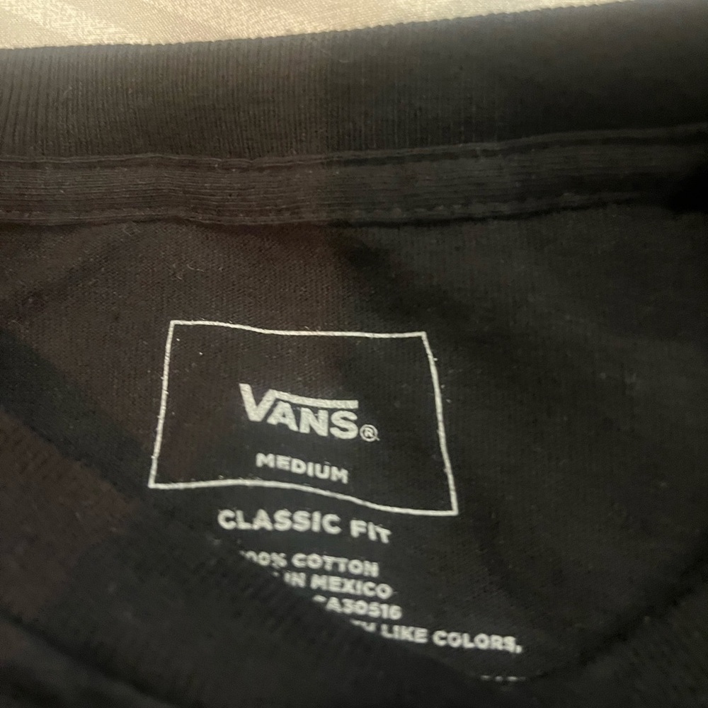 Vans and Patagonia long sleeve t shirt bundle - Picture 13 of 13